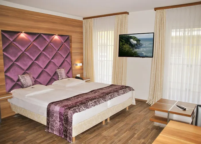Ξενοδοχείο με διαμερίσματα Strandresidenzen Binz 4*